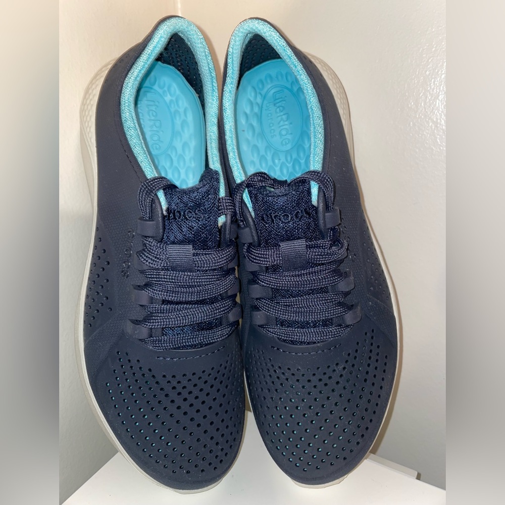 Crocs LiteRide Pacer Women's Sneakers - Navy sz 8